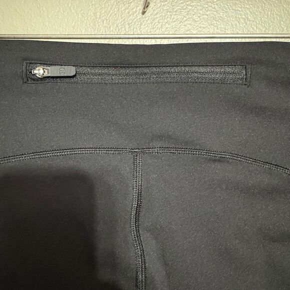 Lululemon Speed Up Crop (21") Black size 8 - Picture 6 of 7